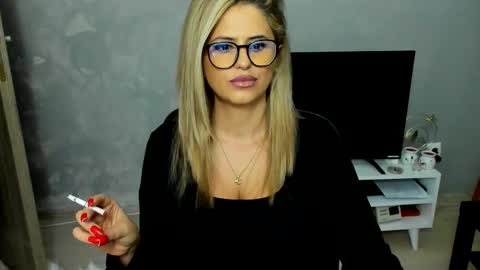 Tessa online show from 22, 11, 2025