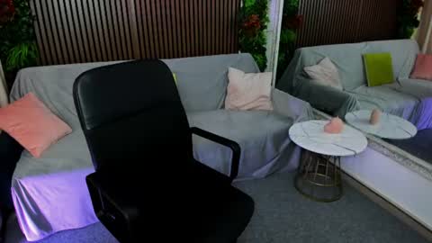 Snapshot of domtessa chatting on 18, 7, 2026 Tessa online show from 18, 7, 2026