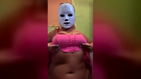 Snapshot of don996882242 chatting on 19, 5, 2026 don996882242 online show from 19, 5, 2026