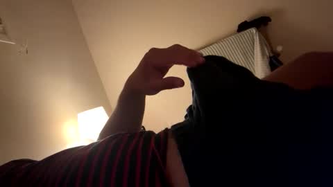 Snapshot of donde252101 chatting on 17, 11, 2025 donde252101 online show from 17, 11, 2025