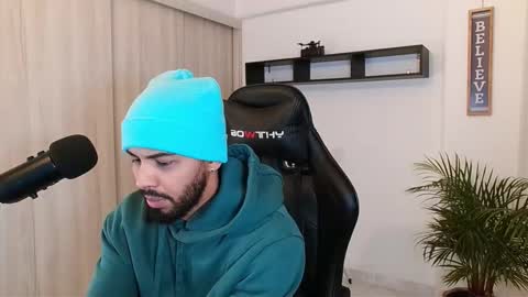 Snapshot of donn_cruz chatting on 30, 9, 2025 Victor online show from 30, 9, 2025