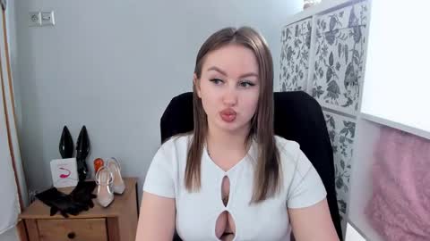 DonnaSensual online show from 23, 4, 2026