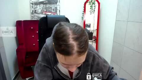 Sia online show from 27, 4, 2026