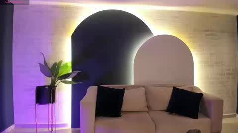 Snapshot of donnastonne chatting on 24, 9, 2025 Donna Stonne online show from 24, 9, 2025