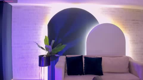 Snapshot of donnastonne chatting on 25, 9, 2025 Donna Stonne online show from 25, 9, 2025