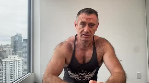 Snapshot of donnybasilisk chatting on 19, 9, 2025 Donny online show from 19, 9, 2025