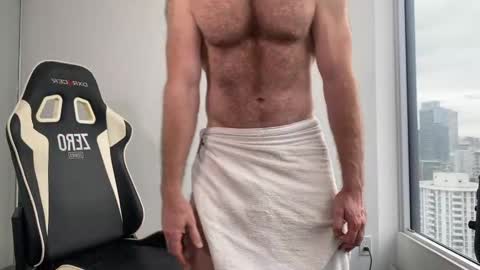 Snapshot of donnybasilisk chatting on 7, 10, 2025 Donny online show from 7, 10, 2025