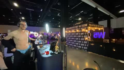 Snapshot of donnybasilisk chatting on 9, 11, 2025 Donny online show from 9, 11, 2025