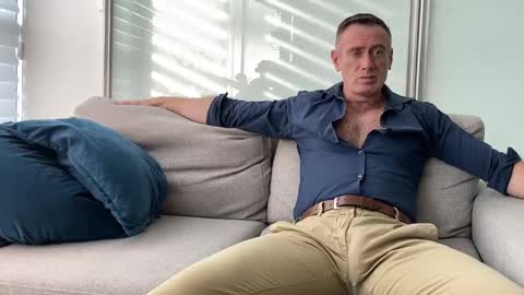 Snapshot of donnybasilisk chatting on 28, 11, 2025 Donny online show from 28, 11, 2025