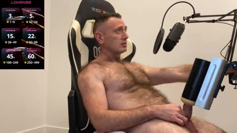 Snapshot of donnybasilisk chatting on 17, 12, 2025 Donny online show from 17, 12, 2025