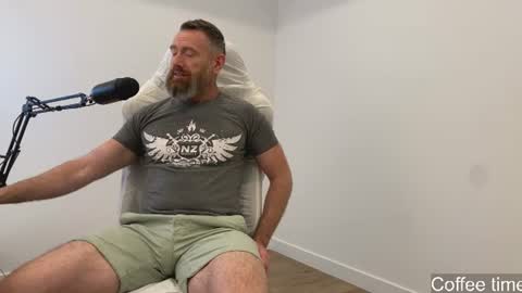 Snapshot of donnybasilisk chatting on 12, 6, 2026 Donny online show from 12, 6, 2026