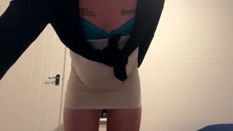 Panties and stockings  tranny online show from 14, 1, 2025