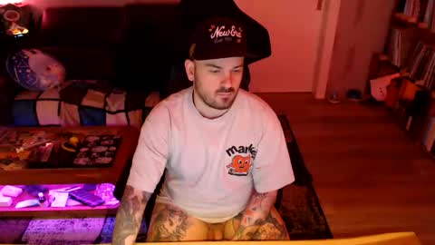 Snapshot of doomsy_minatozaki chatting on 21, 10, 2025 doomsy_minatozaki online show from 21, 10, 2025