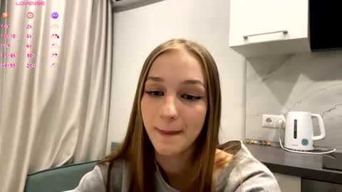 Snapshot of doreathagustave chatting on 14, 6, 2026 Anika online show from 14, 6, 2026