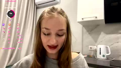 Snapshot of doreathagustave chatting on 15, 6, 2026 Anika online show from 15, 6, 2026