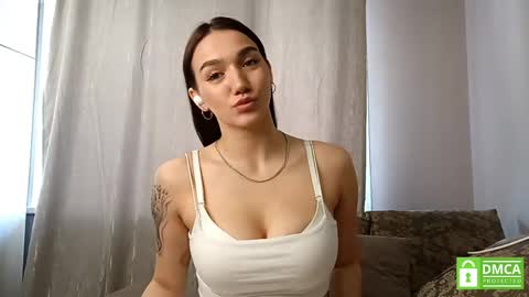 Jacqueline online show from 12, 5, 2026