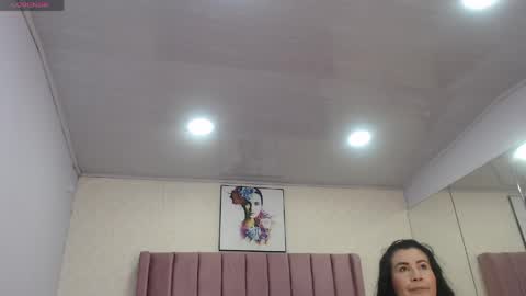 Anny online show from 10, 5, 2026