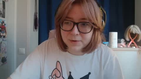 Snapshot of doriabodford chatting on 11, 11, 2025 Lola online show from 11, 11, 2025