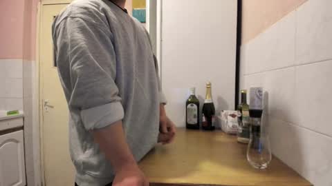 Snapshot of doriancretu95 chatting on 14, 3, 2026 menu below online show from 14, 3, 2026