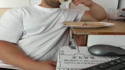 menu  below online show from 21, 6, 2026