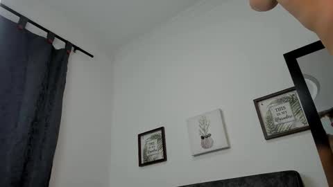 Dorian Fenix online show from 18, 12, 2025