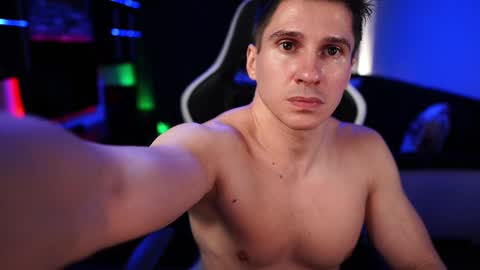 Snapshot of dorianreyes chatting on 19, 1, 2025 Dorian Reyes online show from 19, 1, 2025