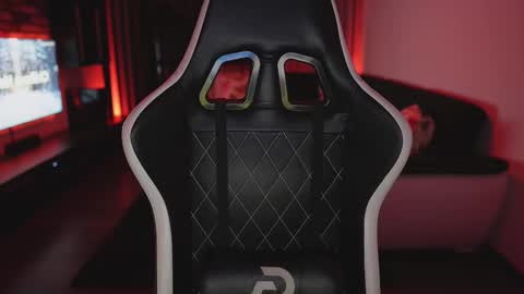 Snapshot of dorianreyes chatting on 2, 12, 2025 Dorian Reyes online show from 2, 12, 2025