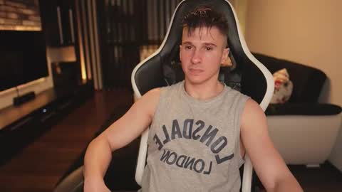 Snapshot of dorianreyes chatting on 16, 12, 2025 Dorian Reyes online show from 16, 12, 2025