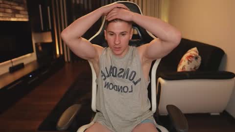 Snapshot of dorianreyes chatting on 18, 12, 2025 Dorian Reyes online show from 18, 12, 2025