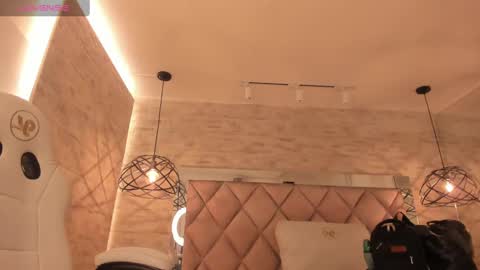  DOROTHY online show from 12, 3, 2025