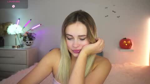 Snapshot of dorretangel chatting on 26, 10, 2025 Amy online show from 26, 10, 2025