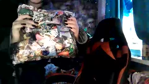 Dorrie Ann online show from 22, 12, 2025