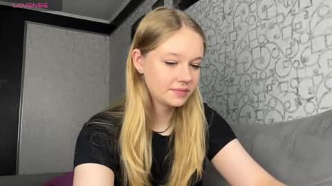 Snapshot of dory_liss chatting on 17, 9, 2025 dory_liss online show from 17, 9, 2025