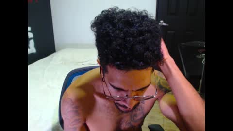 Snapshot of dostoyrodia_34 chatting on 17, 10, 2025 will online show from 17, 10, 2025