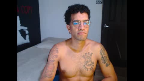 Snapshot of dostoyrodia_34 chatting on 14, 12, 2025 will online show from 14, 12, 2025