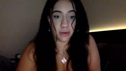 Snapshot of doubleendeddesire chatting on 17, 12, 2025 DoubleEndedDesire online show from 17, 12, 2025