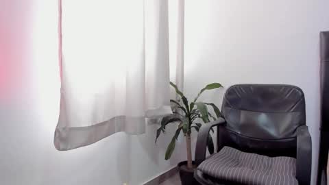 Snapshot of doublefun24 chatting on 23, 3, 2026 Isabella and Alessandro online show from 23, 3, 2026