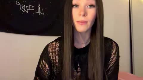 Snapshot of doublesees chatting on 30, 10, 2025 MOLLYYYY dont forget to give me a thumb up online show from 30, 10, 2025