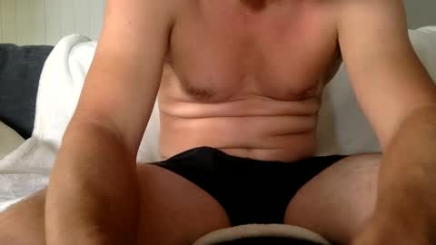 dougiemac2020 online show from 25, 2, 2025