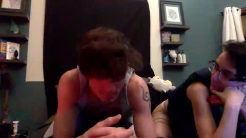 Snapshot of douxi_does_it chatting on 29, 11, 2025 Douxi online show from 29, 11, 2025