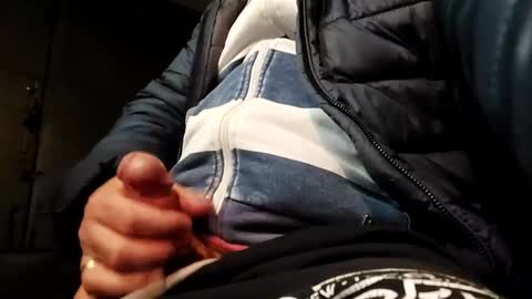 Snapshot of dr_house1 chatting on 3, 11, 2025 dr_house1 online show from 3, 11, 2025