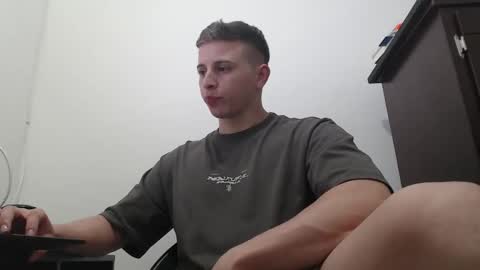 draco_boy2000 online show from 1, 10, 2025