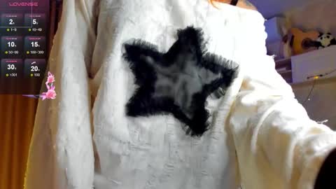 Snapshot of dragonflyliza chatting on 24, 11, 2025 dragonflyliza online show from 24, 11, 2025