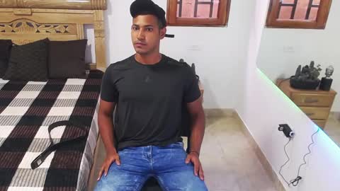 Snapshot of drake_cerra chatting on 20, 11, 2025 drake_cerra online show from 20, 11, 2025