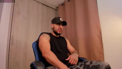 Snapshot of drake_jackson11 chatting on 19, 11, 2025 drake jackson11 online show from 19, 11, 2025