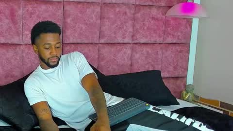 ---Drake--- online show from 5, 12, 2024