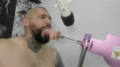 Snapshot of drake_white1 chatting on 7, 11, 2025 drake whitee Independent Model online show from 7, 11, 2025