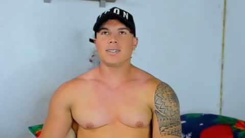 drake_xion1 online show from 4, 1, 2025