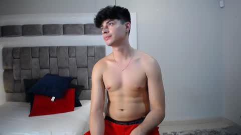 Snapshot of drakecollinss chatting on 1, 3, 2025 drakecollinss online show from 1, 3, 2025
