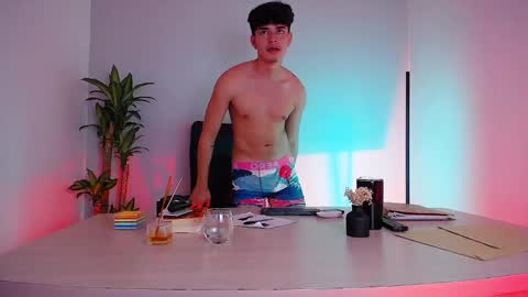Snapshot of drakecollinss chatting on 4, 3, 2025 drakecollinss online show from 4, 3, 2025